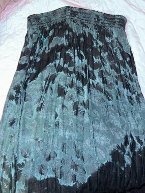 Arizona Jean Company green and Black maxi Skirt